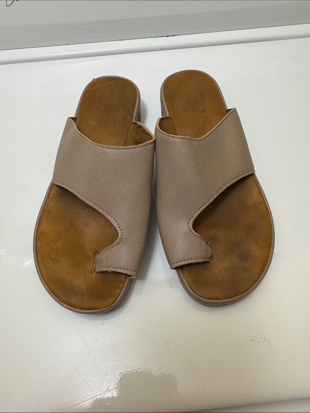 Women’s Slide Sandals in Taupe